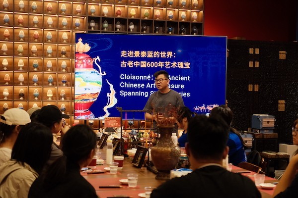 实践团调研学习现场。校方供图